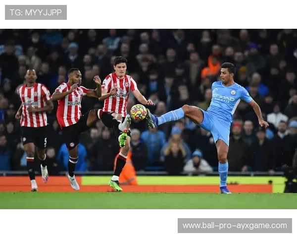 利物浦通过反击制造威胁，迪亚斯抽射偏出