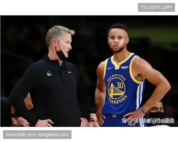 库里提前跑位，金州勇士预判成功